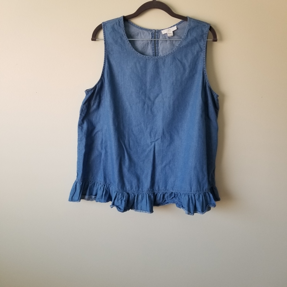 Denim sleeveless top